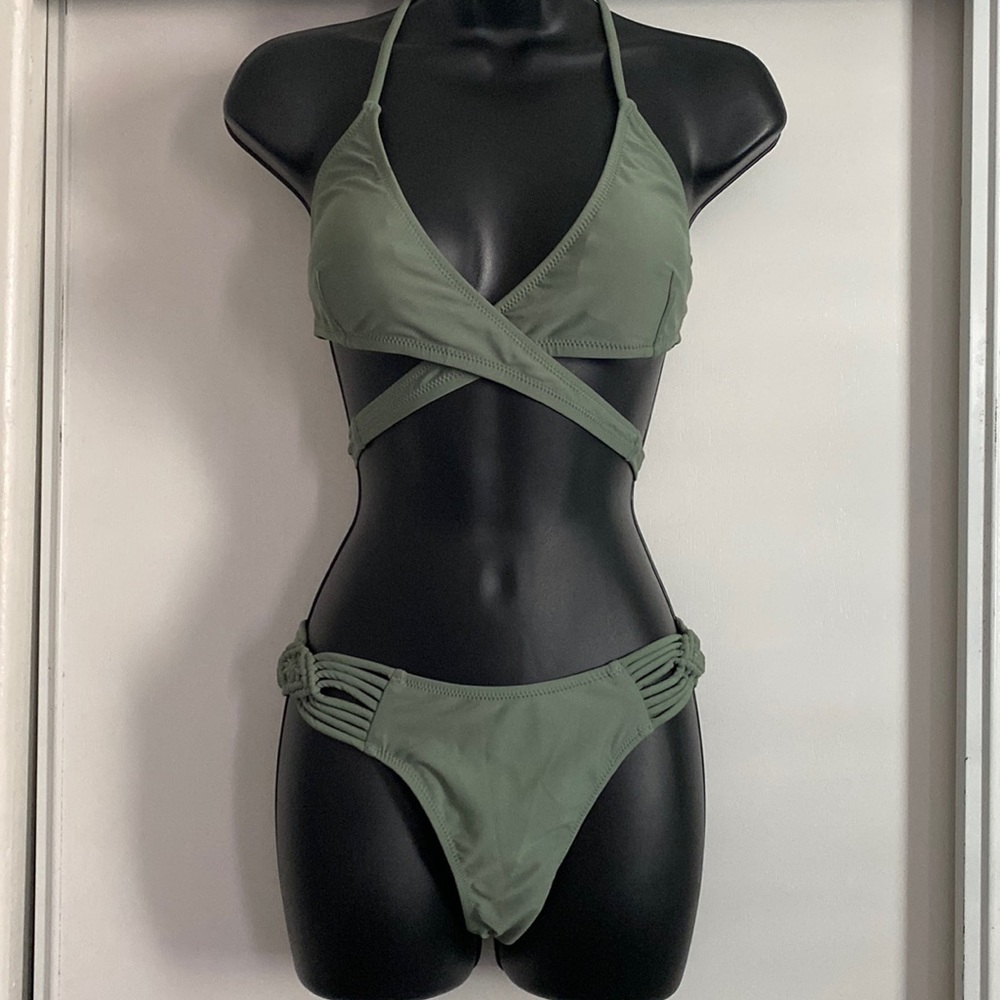 Cupshe Sage green Two piece set